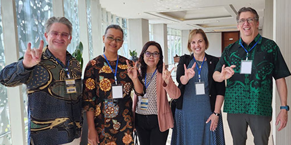 NIU leaders meet with Her Royal Highness Princess Gusti Kanjeng Ratu Mangkubumi (second from left) and her lady-in-waiting/personal assistant.